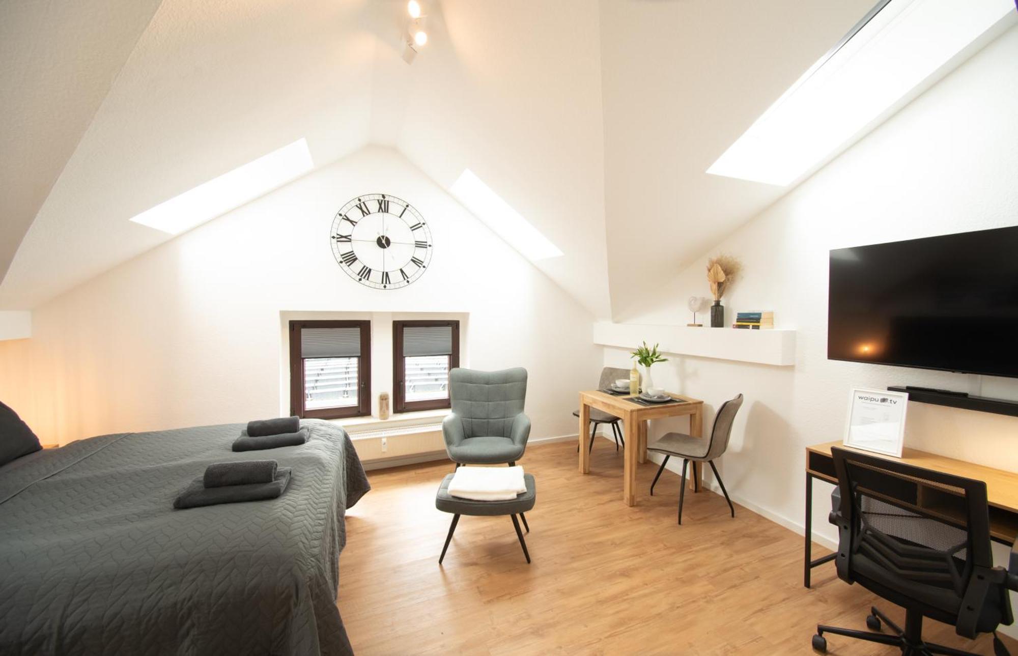 Sweethome - Zentral - Kueche & Parkplatz, Wifi Halle  Exterior foto