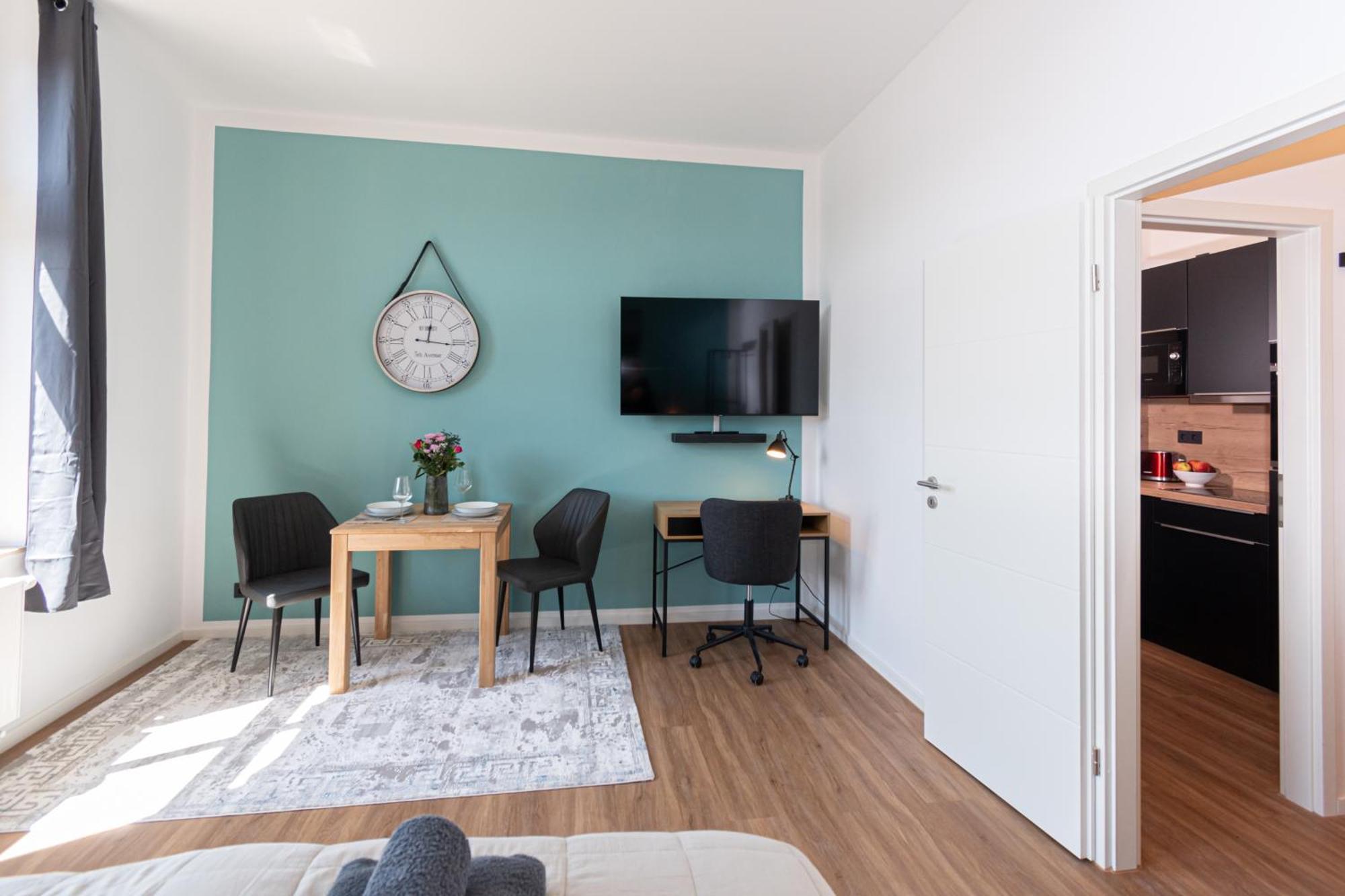 Sweethome - Zentral - Kueche & Parkplatz, Wifi Halle  Exterior foto